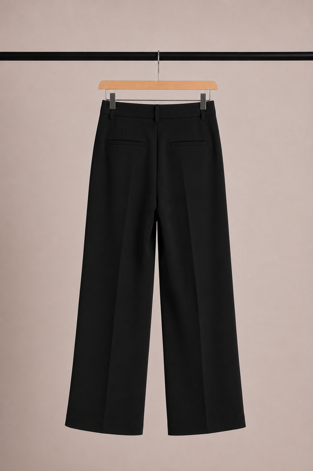 Wide-Leg Tailored Trousers – Black